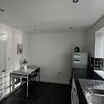 The Cozy Πανσιόν 3*